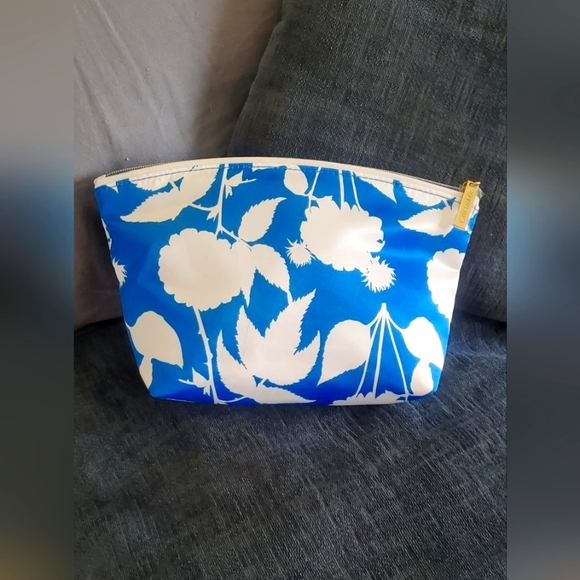 💚5/$25 Estee Lauder Large Blue &  White Floral Makeup Bag Cosmetic Pouch New - Picture 6 of 6